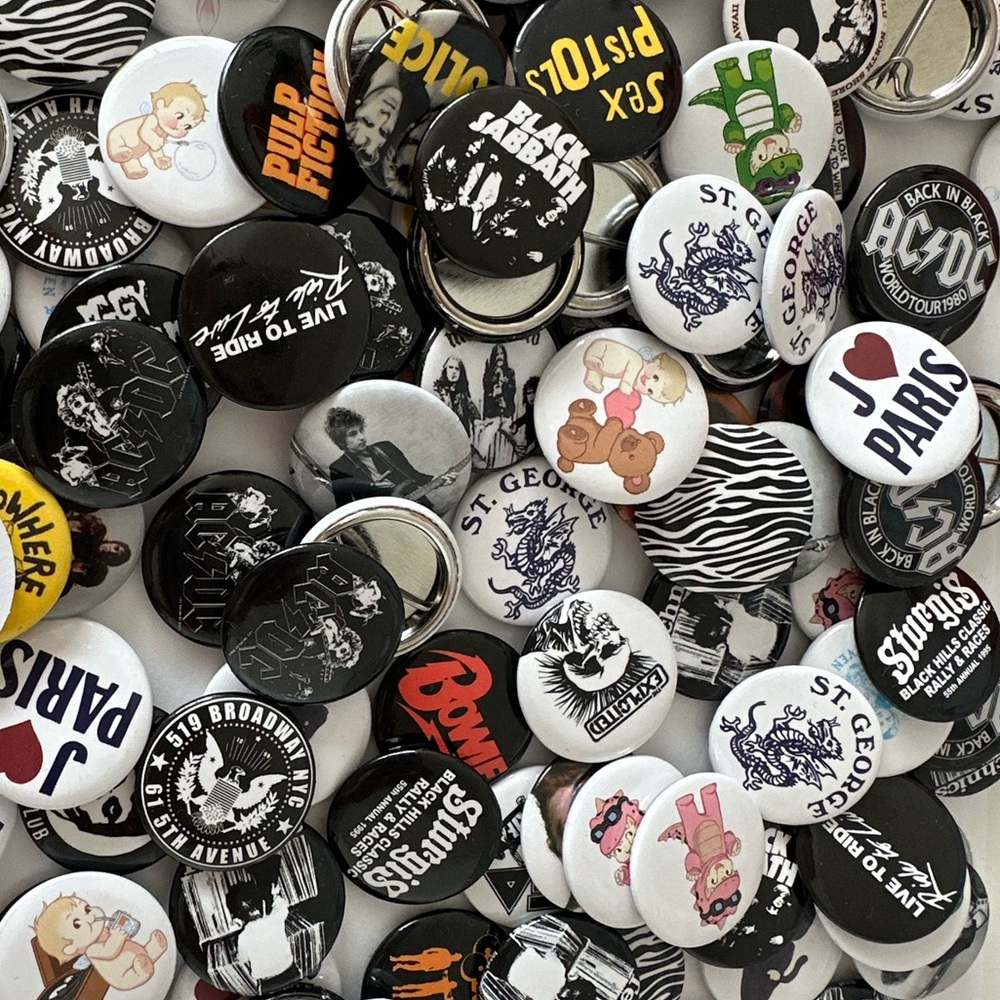 Assortment Of 15 Brandy Melville Pins